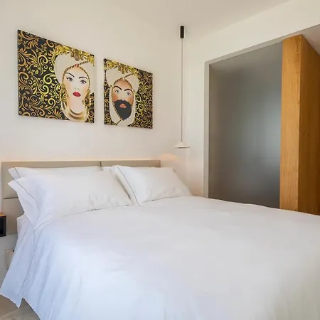 Abelia Sea Гостьовий будинок Чефалу