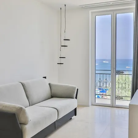 Abelia Sea 4* Cefalù