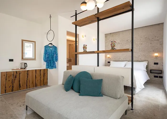 Abelia Sea Πανσιόν 4*