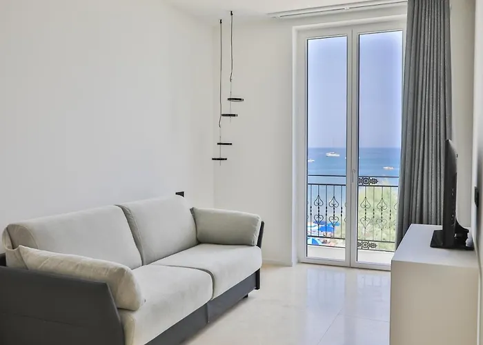 Abelia Sea 4* Cefalù